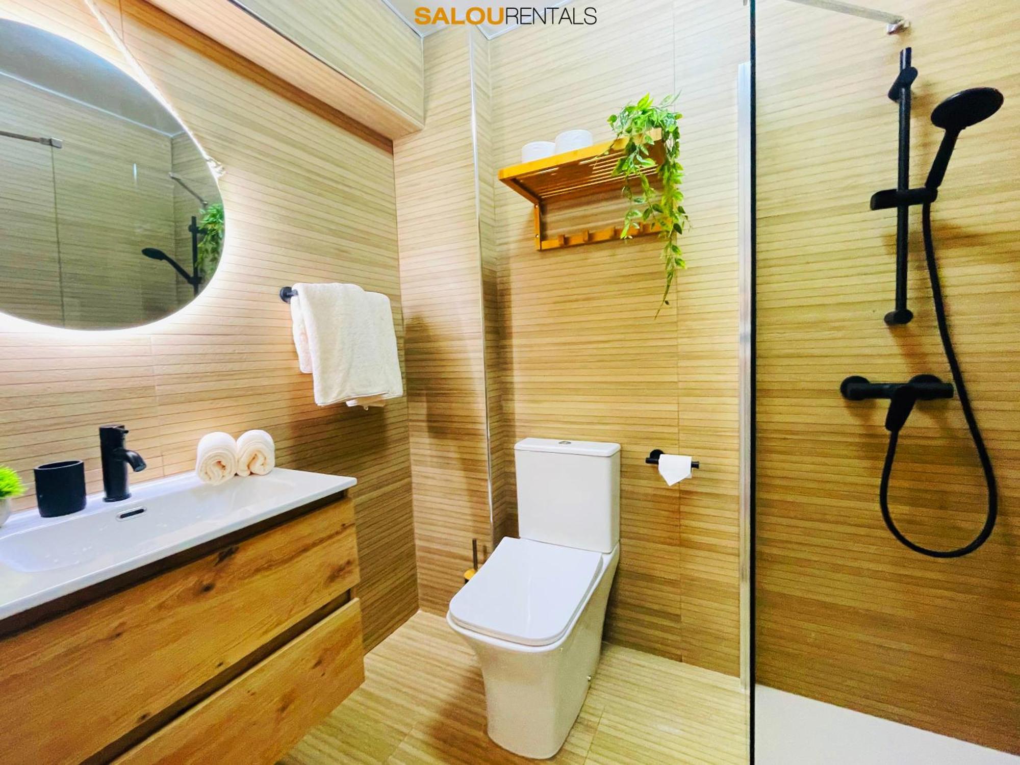 Daurada Oasis Suites - Renovated In 2024 - With Ac Salou Exterior photo